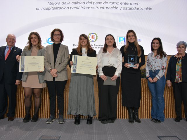 Equipo investigador ganador de la categoría "Jóvenes Promesas"